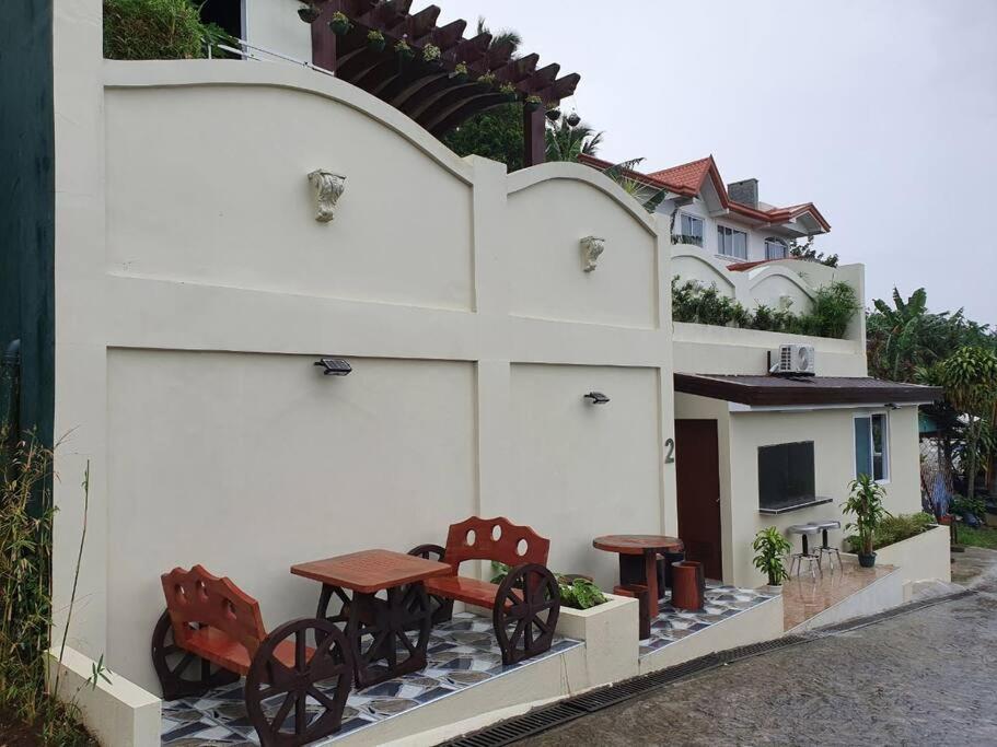 Avana Hills Tagaytay Villa Tagaytay City Exteriör bild
