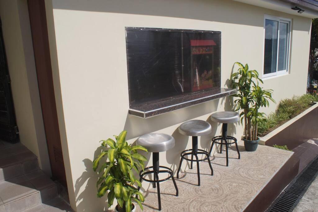Avana Hills Tagaytay Villa Tagaytay City Exteriör bild