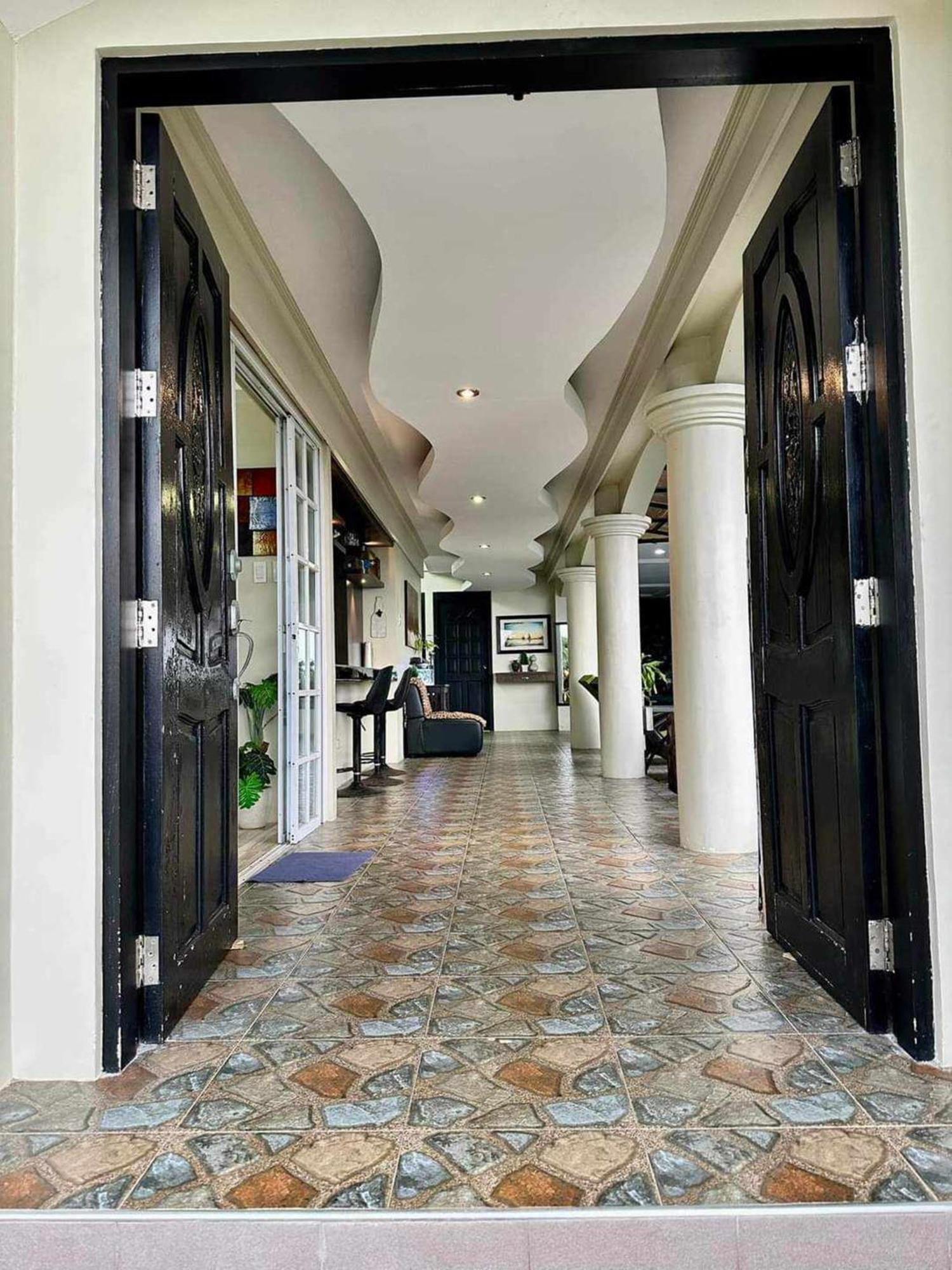 Avana Hills Tagaytay Villa Tagaytay City Exteriör bild